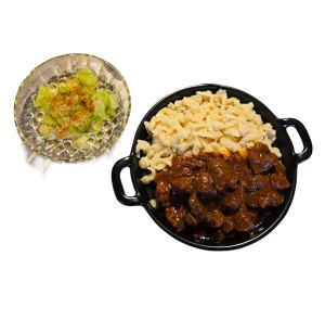 Beef Pörkölt